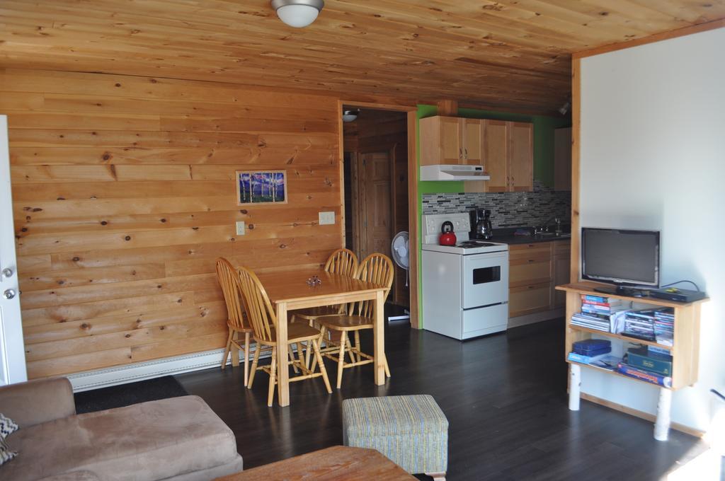 The Sleeping Moose Cottage Birch Plain Buitenkant foto