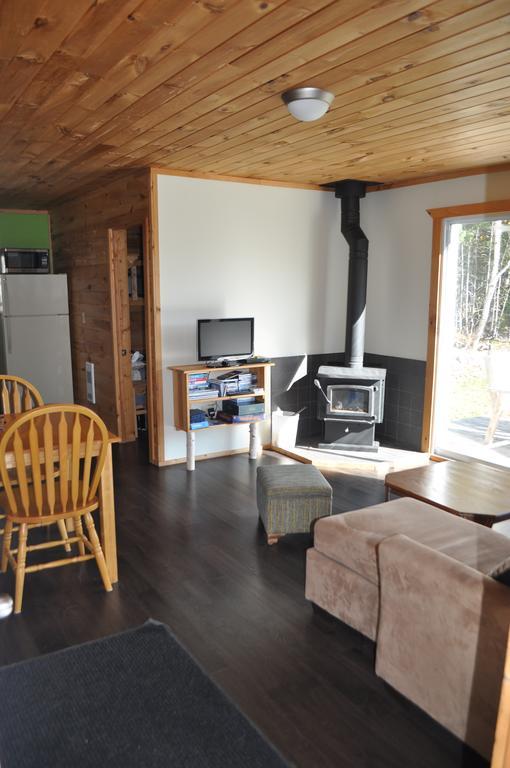 The Sleeping Moose Cottage Birch Plain Buitenkant foto